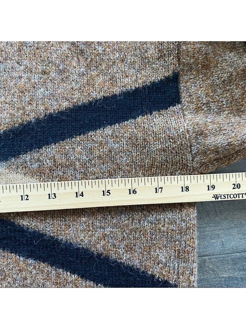 VINTAGE Richard & co. 100% Wool Turtleneck Sweater Brown Sz M - Picture 4 of 5